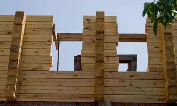 строим деревянную баню
