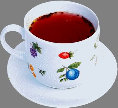 Фото безумно вкусного чая из свежей земляники и плодов шиповника