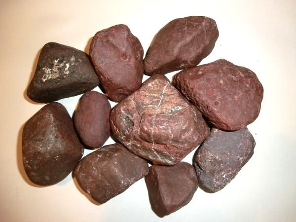 Камни яшма для бани тёмно-багрового цвета